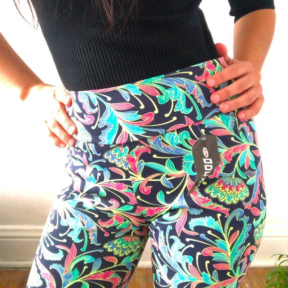 Leggings Merch Sale!!! - Picture 1 of 5